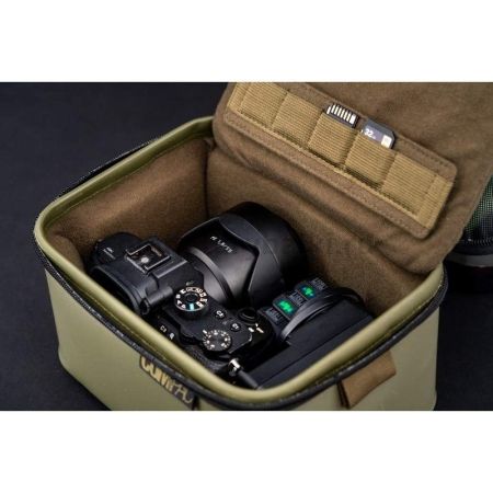 Сумка для фотокамеры KORDA размер S для рыбалки, Сумка для фотокамеры KORDA размер S отзывы, Сумка для фотокамеры KORDA размер S купить, Сумка для фотокамеры KORDA размер S купить в интернет магазине, Сумка для фотокамеры KORDA размер S выбрать, Сумка для фотокамеры KORDA размер S обзор, Сумка для фотокамеры KORDA размер S купить в розничном магазине